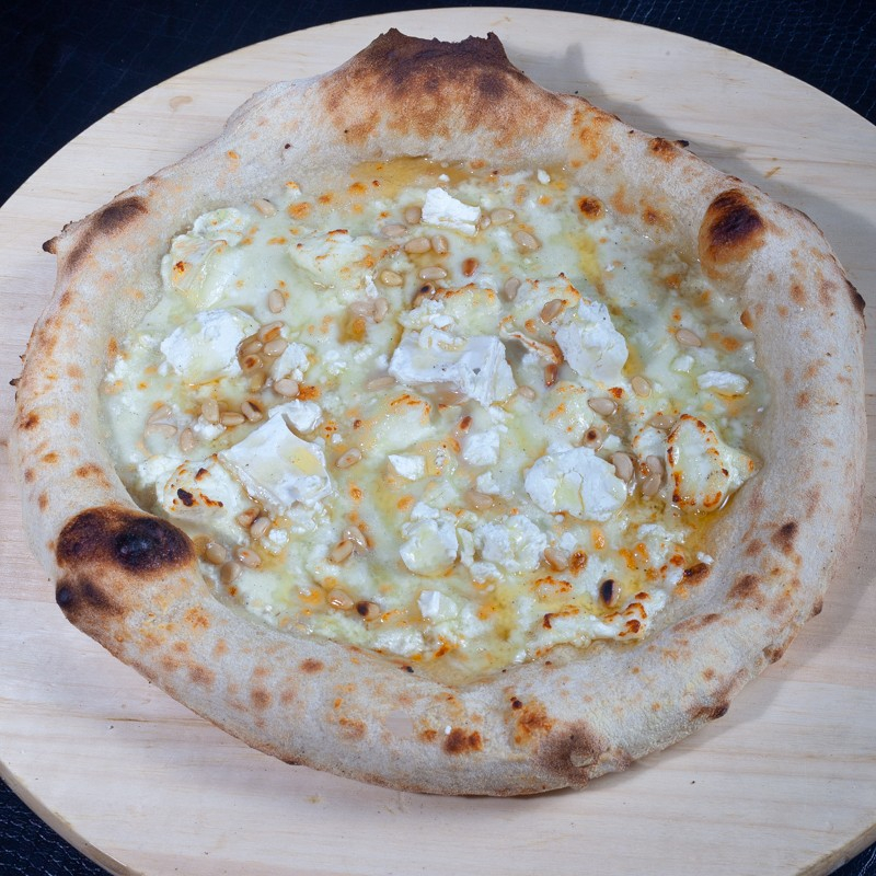 Pizza chèvre miel JB  Nos pizzas