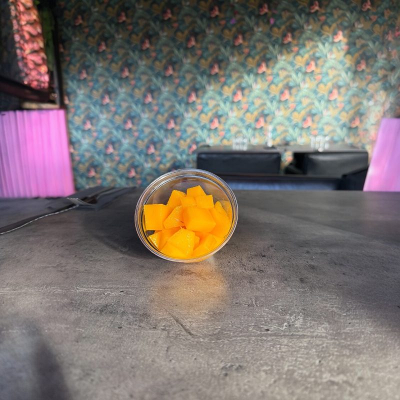 Mangue Avion 120G  Fruits découpés